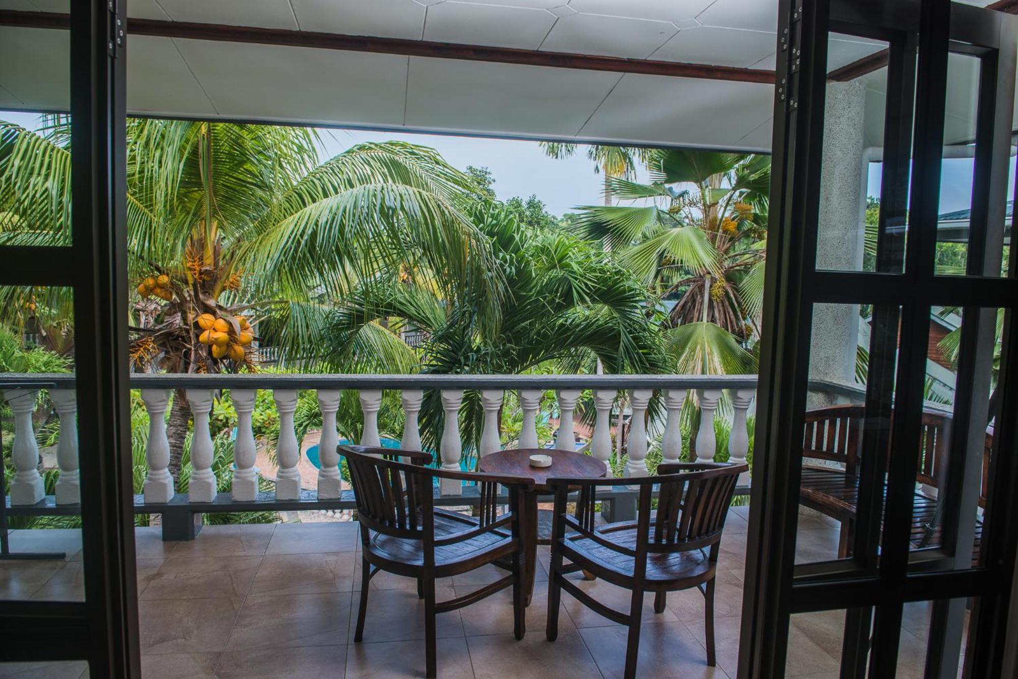 Hotel Chateau St Cloud La Digue Exterior photo