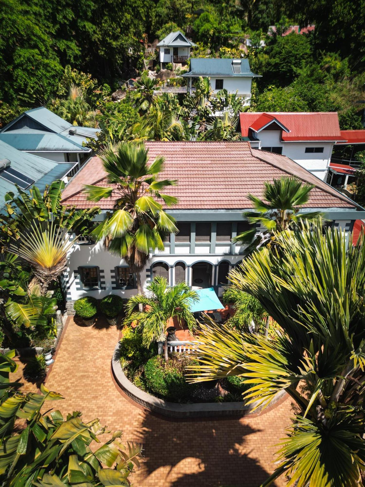 Hotel Chateau St Cloud La Digue Exterior photo