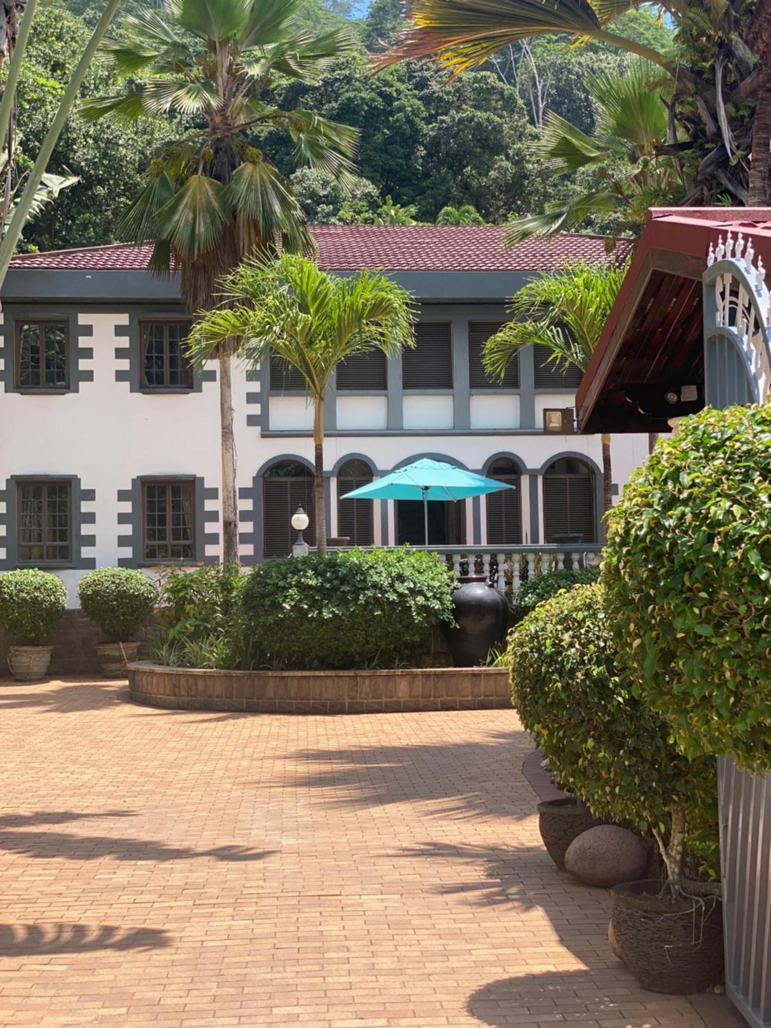 Hotel Chateau St Cloud La Digue Exterior photo